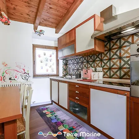 בית הארחה L'occhio Di Santa Lucia, Terre Marine לה ספציה