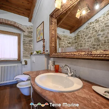 L'occhio Di Santa Lucia, Terre Marine 3* La Spezia