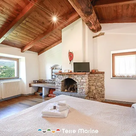 L'occhio Di Santa Lucia, Terre Marine 3* La Spezia